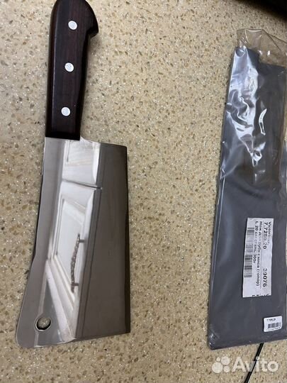 Кухонный топорик Victorinox 7.7250.20