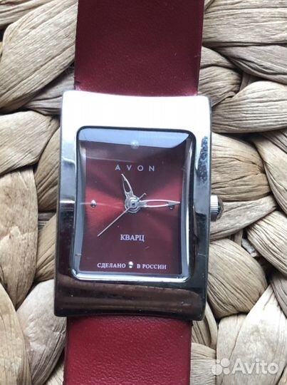Часы avon