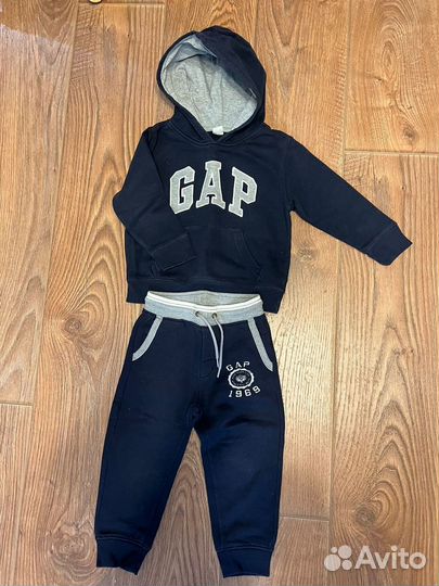 Детский костюм gap