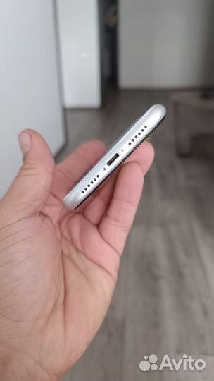 iPhone Xr, 128 ГБ