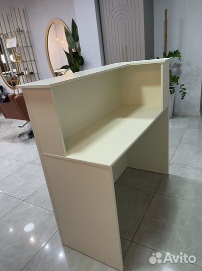 Стойка ресепшен бу