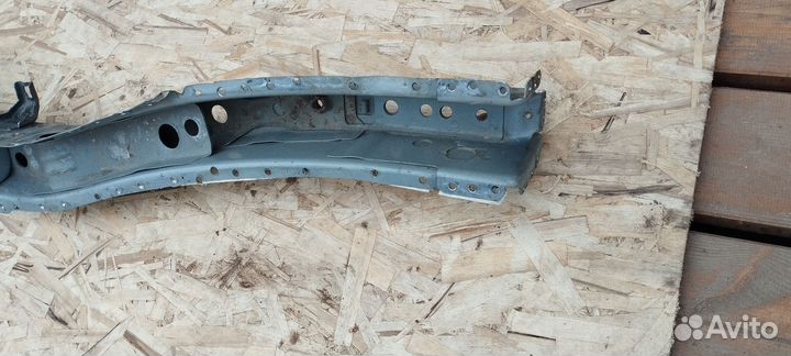 Лонжерон задний правый Forester SG