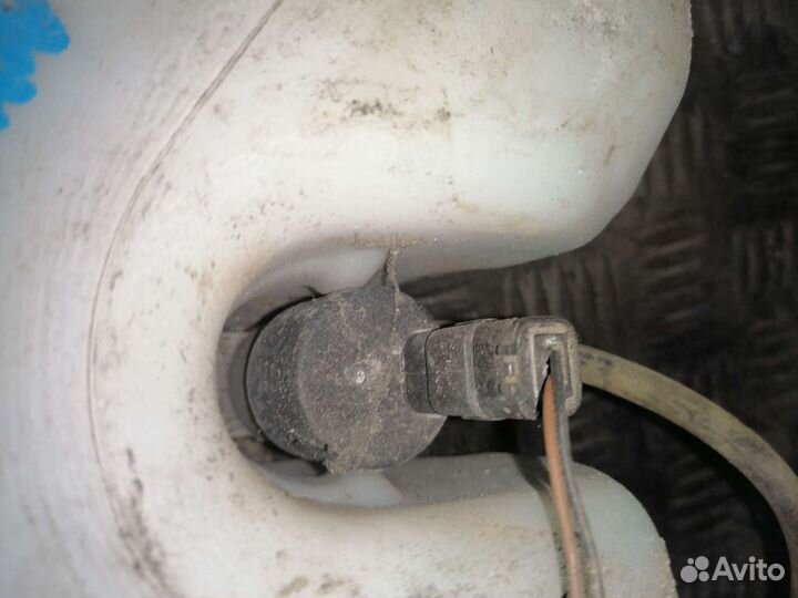 Бачок стеклоомывателя Renault logan 1