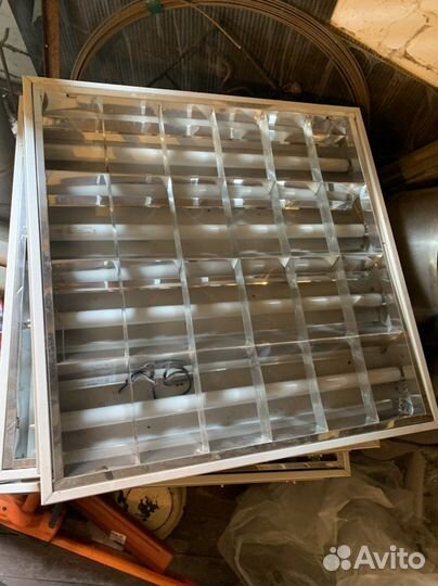 Светильник потолочный светодиодный для гаража