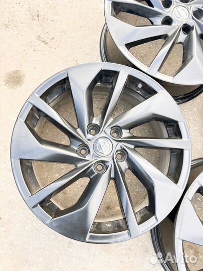 Диски R-18 Ниссан/Рено оригинал