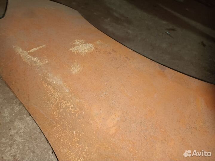 Крылья передние правое королла 151 сгоревшие