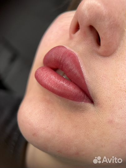 Перманент бровей