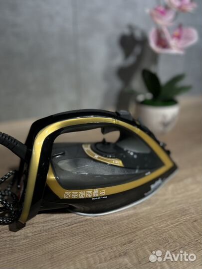 Утюг Tefal Turbo Pro Anti-Calc FV 5696E1