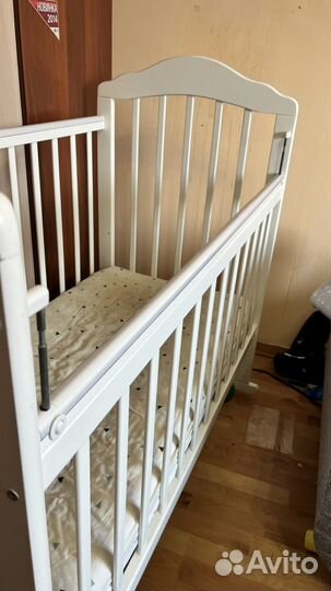 Кроватка для новорожденных