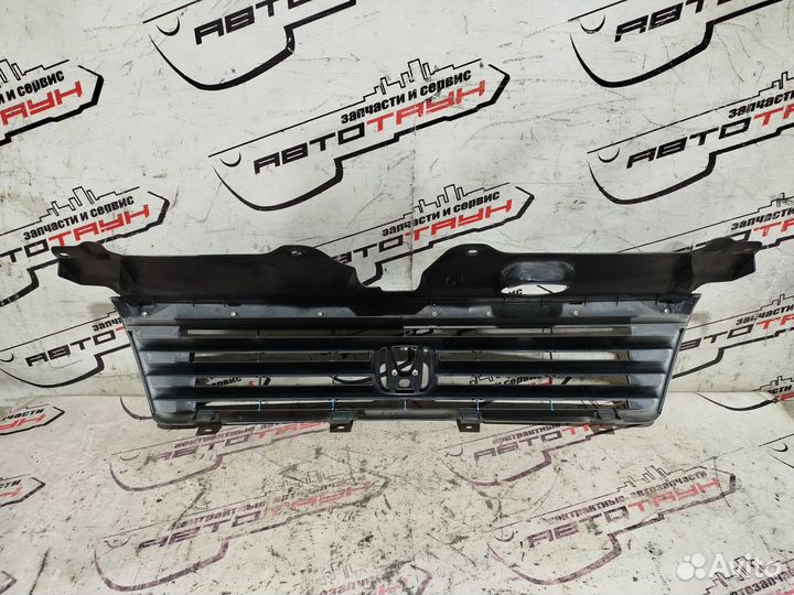 Решетка радиатора honda stepwgn RF3 RF4 полоски 1 модель 71121S7S003ZE QA5233