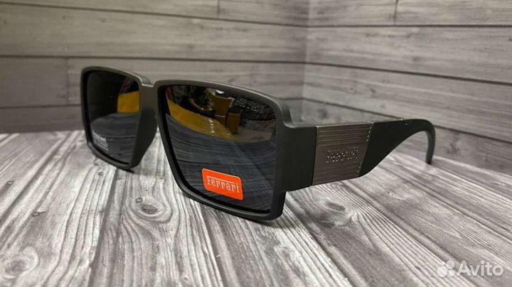 Солнцезащитные очки с поляризацией в ассортименте