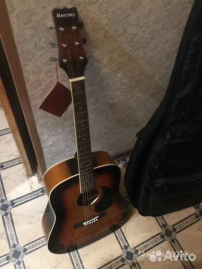 Гитара martinez (чехол и струны)