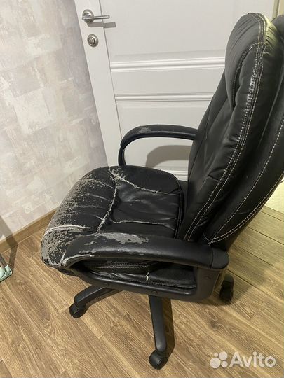 Компьютерное кресло руководителя Brabix