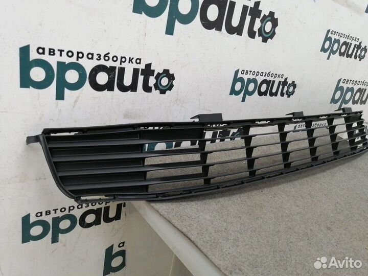 Решетка переднего бампера LZ-TA-CY11-003 Toyota