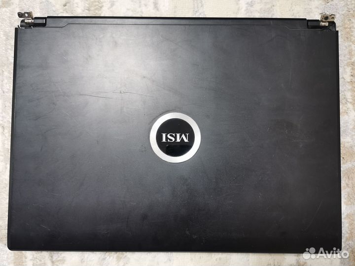 Игровой MSI mega book M670