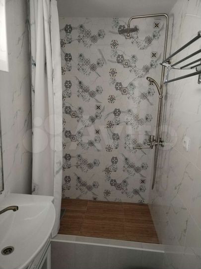 Комната 18 м² в 3-к., 2/2 эт.