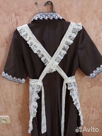 Школьная форма и 2 фартука на последний звонок