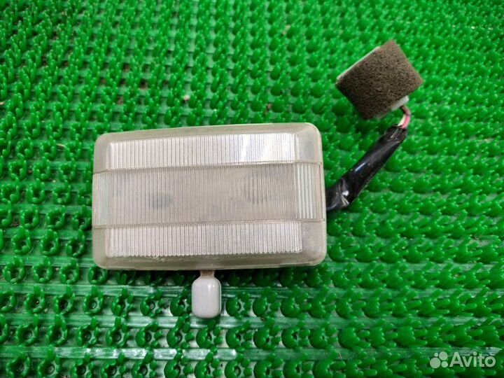 Плафон салонный Mitsubishi Lancer CB4W 4G92 1995