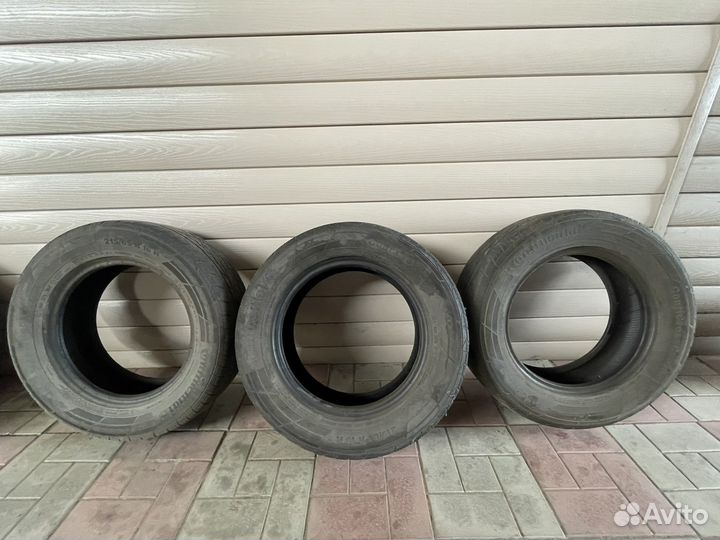 Continental ContiCrossContact LX2 215/65 R16