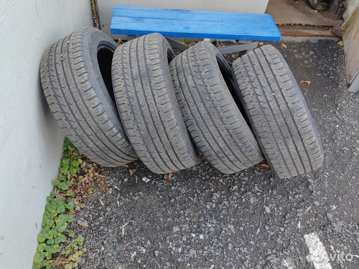 Goodyear Eagle Sport 215/55 R17 V