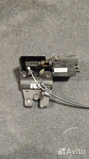 Замок багажника BMW E65