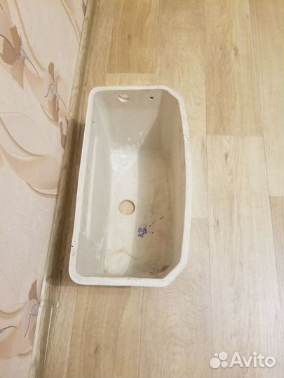 Бачок для унитаза