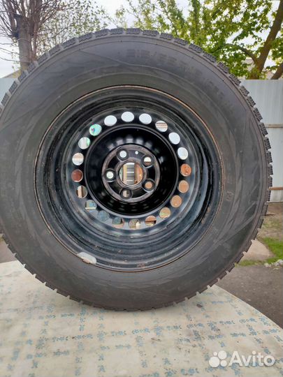 Nokian Tyres Hakkapeliitta R2 SUV 215/65 R16C 102
