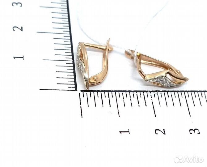 Серьги с синтетическим камнем Золото