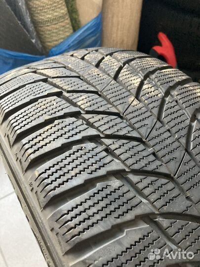 Triangle Snowlink TWT02 235/50 R18