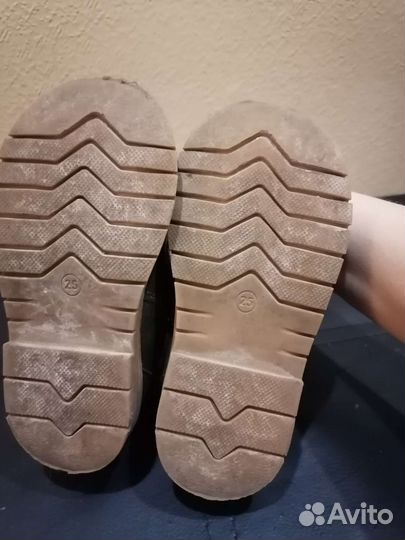 Ботинки демисезонные 25 размер