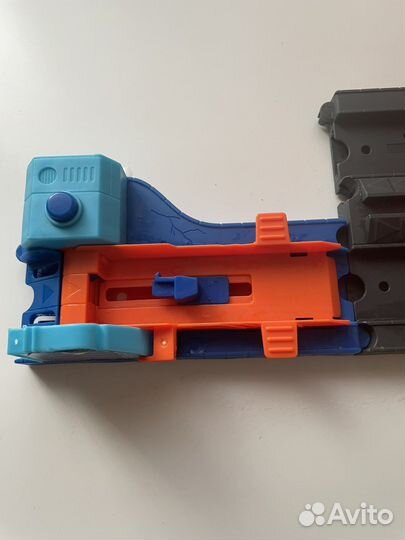 Хотвилс трек парковка с катапультой