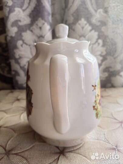 Чайник заварочный фарфоровый