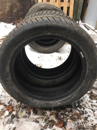 Goodyear UltraGrip Ice 235/50 R18