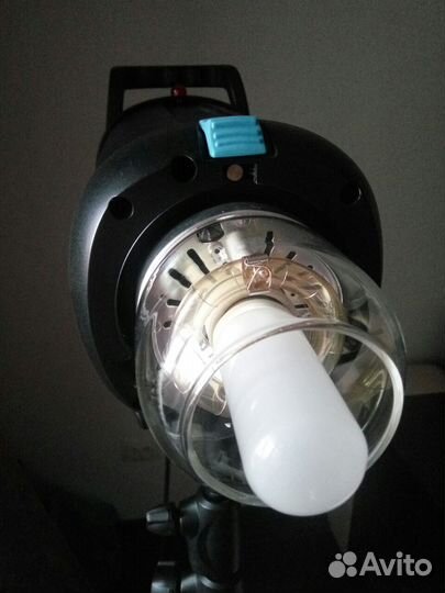 Студийный импульсный свет Godox QS600 II