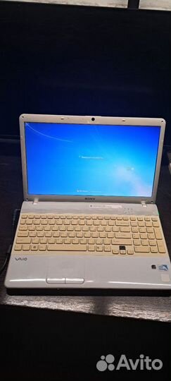 Sony vaio pcg 71211v