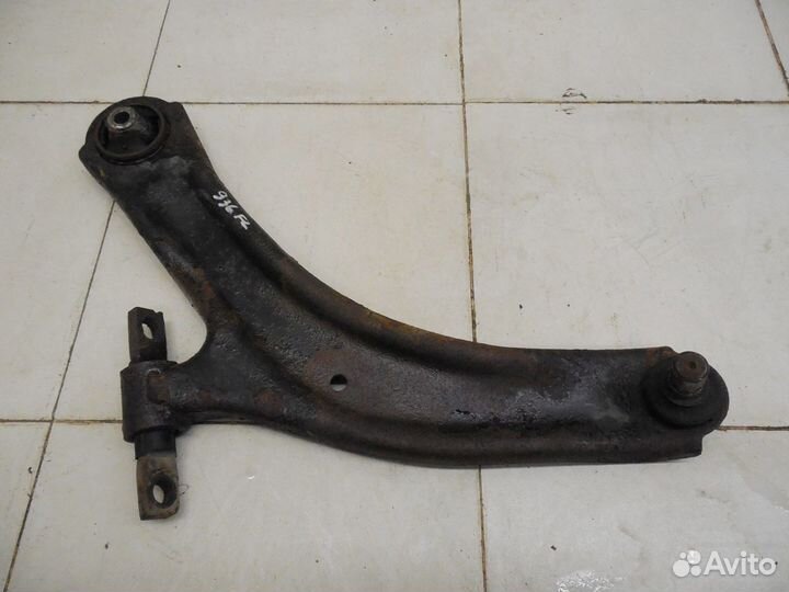 Рычаг передний левый X-Trail (T31) 2007-2014