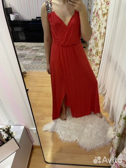 Платье вечернее