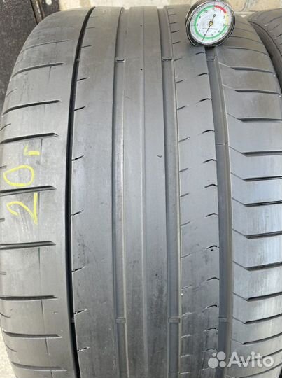 Pirelli P Zero 275/45 R21 и 315/40 R21