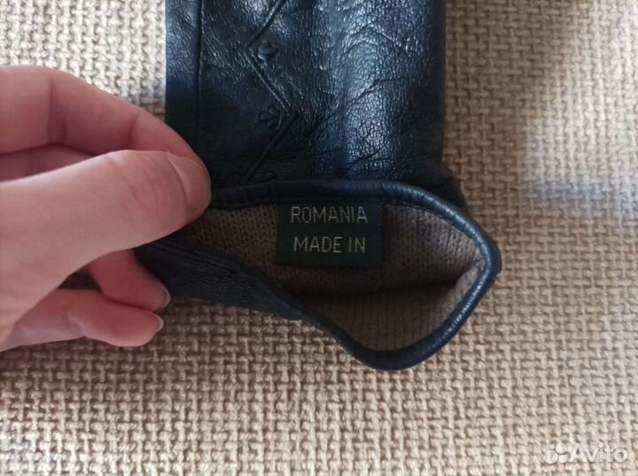 Перчатки демисезонные кожаные женские