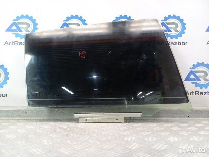 Стекло двери задней правой Toyota Rav 4 XA40 2.0