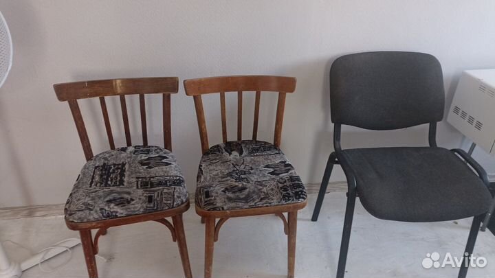 Стулья бу кухонные и офисный