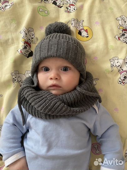 Комплект шапка и шарф zara