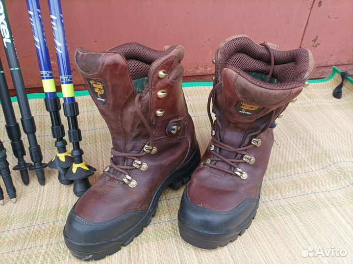 Трекинговые ботинки (Meindl, Jahti Jaht) и палки