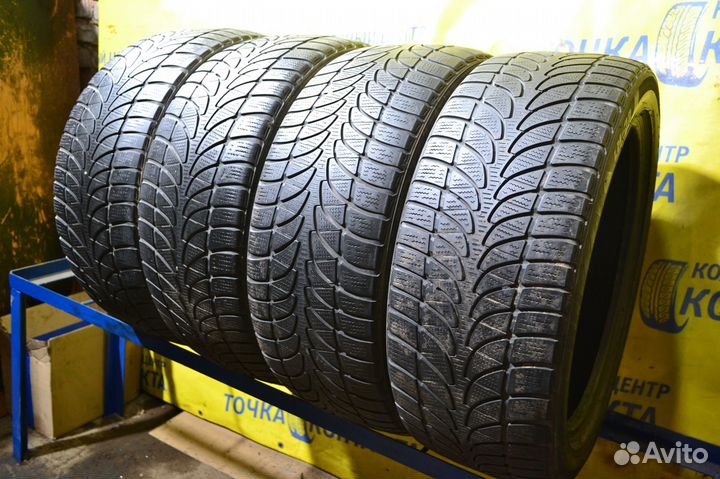 Bridgestone Blizzak LM-32 235/45 R18