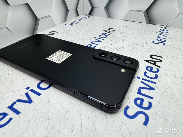 Samsung Galaxy S22+, 8/128 ГБ