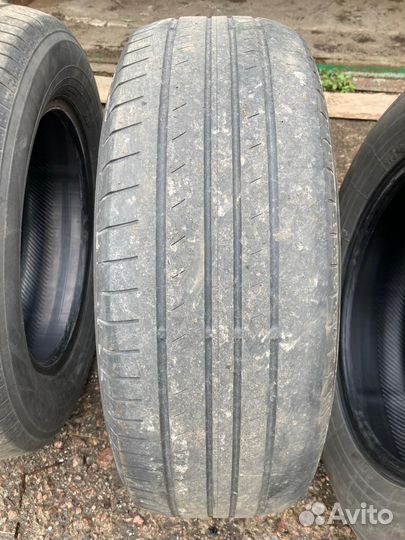 Yokohama BluEarth AE50 215/65 R16 98H