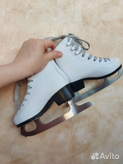 Коньки фигурные детские Nordway Sofia 29 р