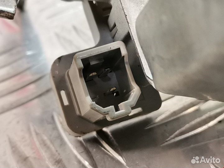 Моторчик стеклоочистителя задний для Nissan Note