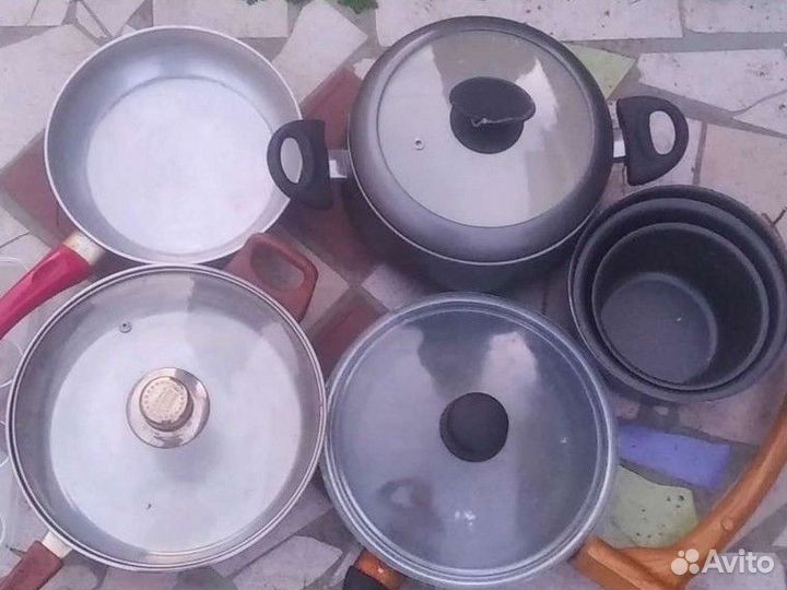 Сковороды, кастрюля