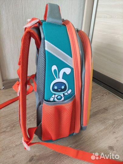 Рюкзак школьный новый анатомич.спинка